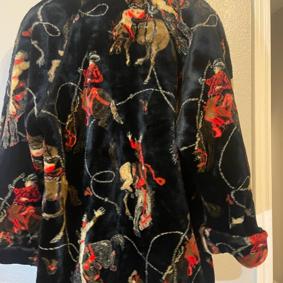 Vintage Faux Fur Coat - Picture 15 of 16